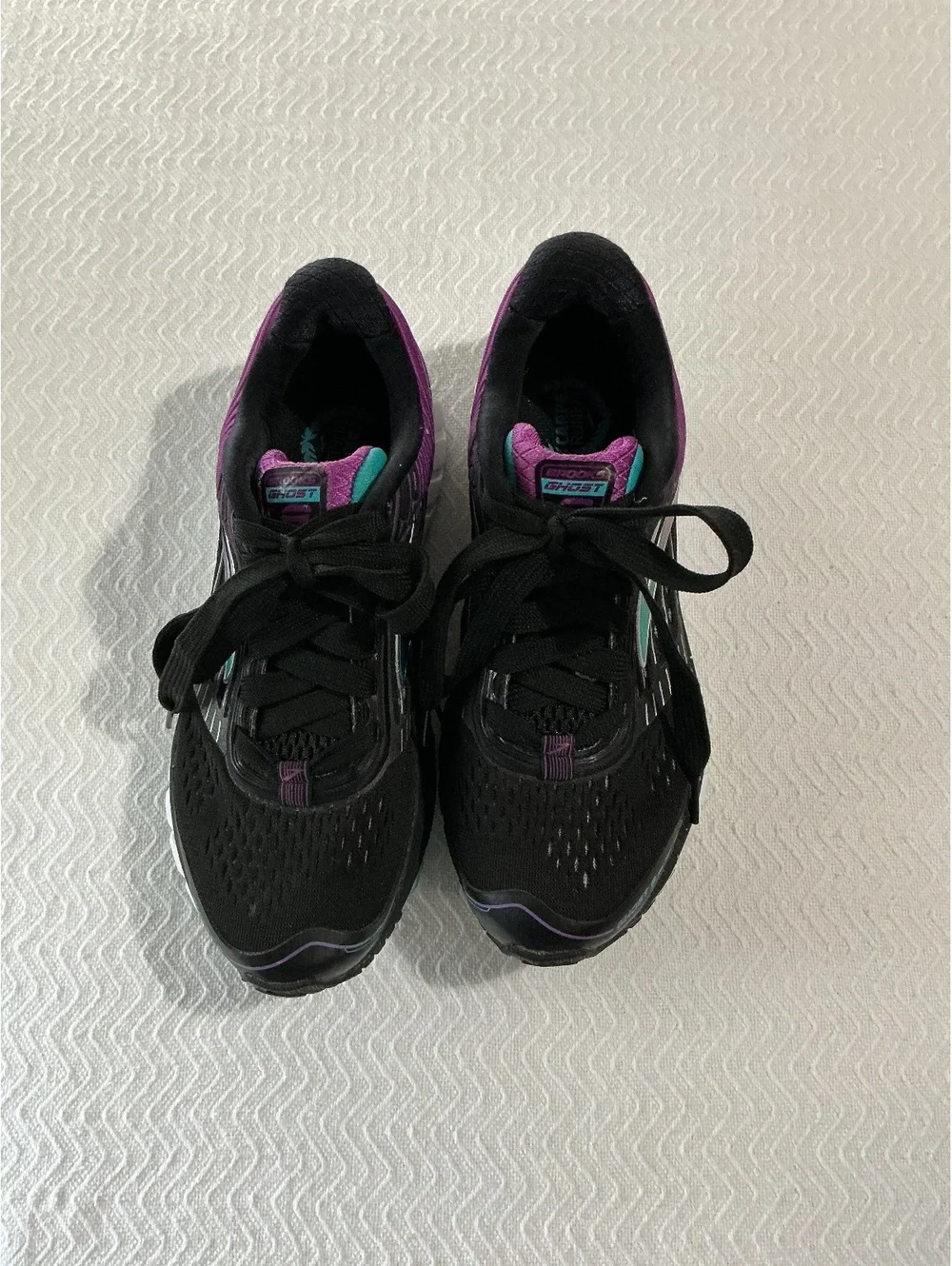 Brooks Ghost 13 women's Running Sneakers Size 9